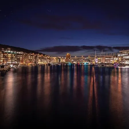 Daire Dining L Restaurants With Sea I Traveller & Workspace