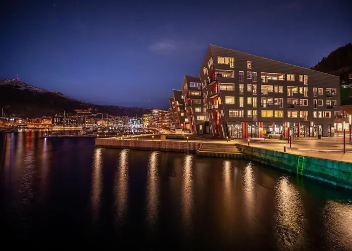 Dining L Restaurants With Sea I Traveller & Workspace Lägenhet *